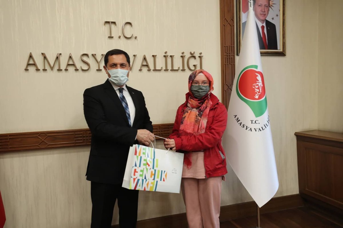 🥇Vali Amca Demek 🌟
🎁 Hediye Demek 🎀
#ortakafa #tügva #kitapkurdu #amasya