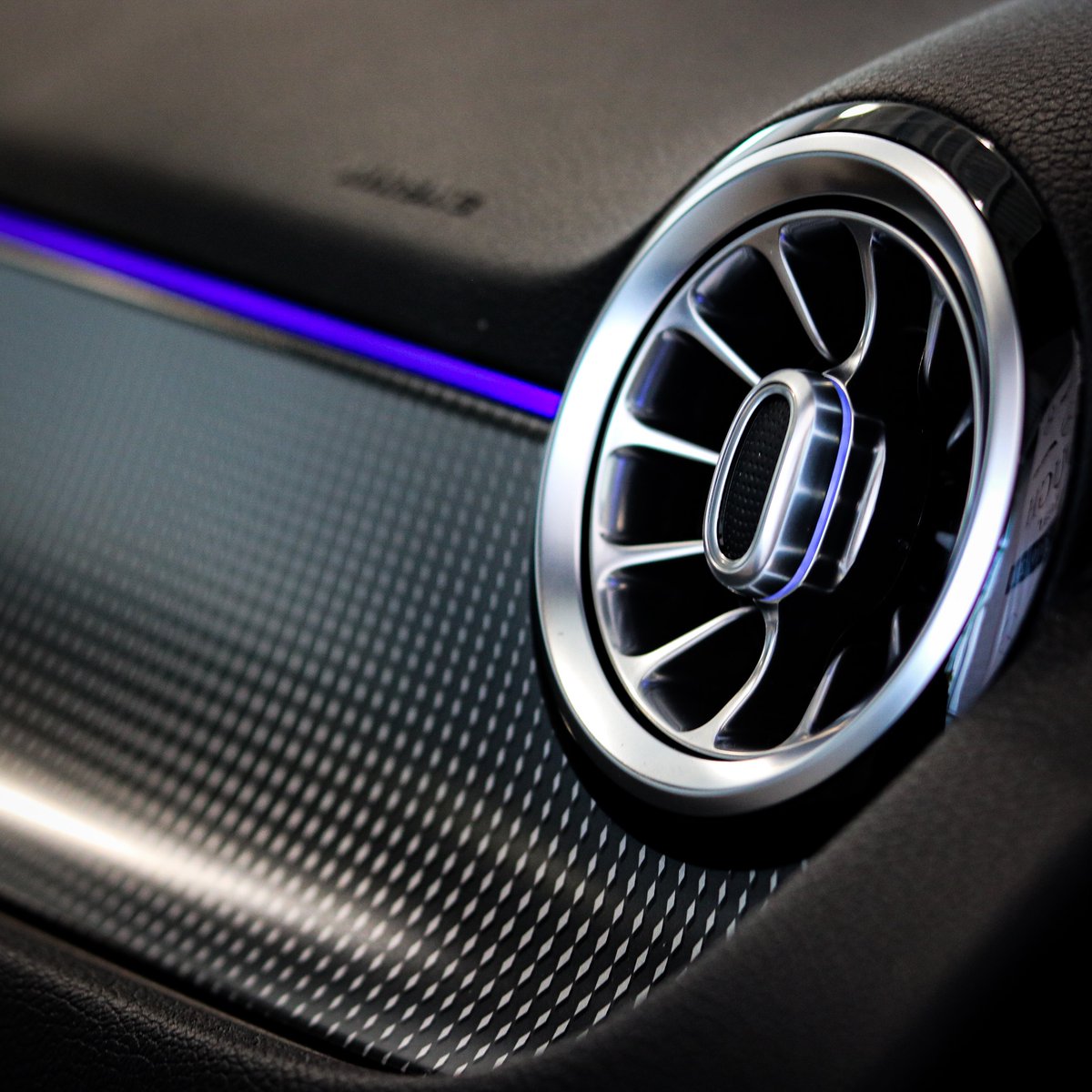 Airflow of authority 

.
.
#mercedesbenzcanada #mbptbo #gclass #gla250 #airflow #authority #mercedesbenz #mercedes #thebestornothing