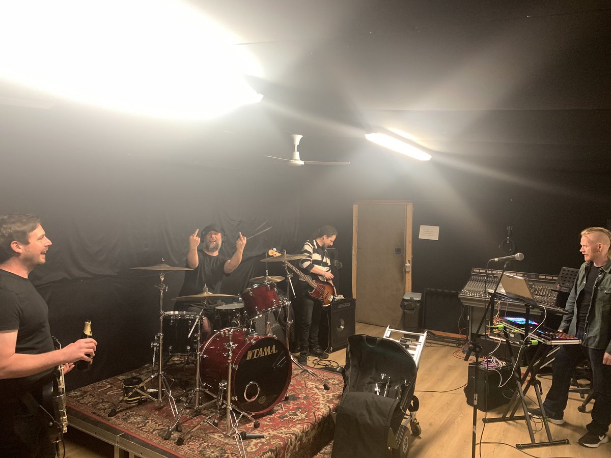 Rehearsing. #rehearsals #Alternativerock #Livestream