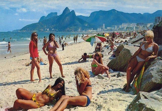 CClairton2's tweet photo. Qual dessas imagens são da época do Regime Militar??
#OPovoEstaComBolsonaro #Viva31DeMarco1964 https://t.co/EU7vy8FjQS