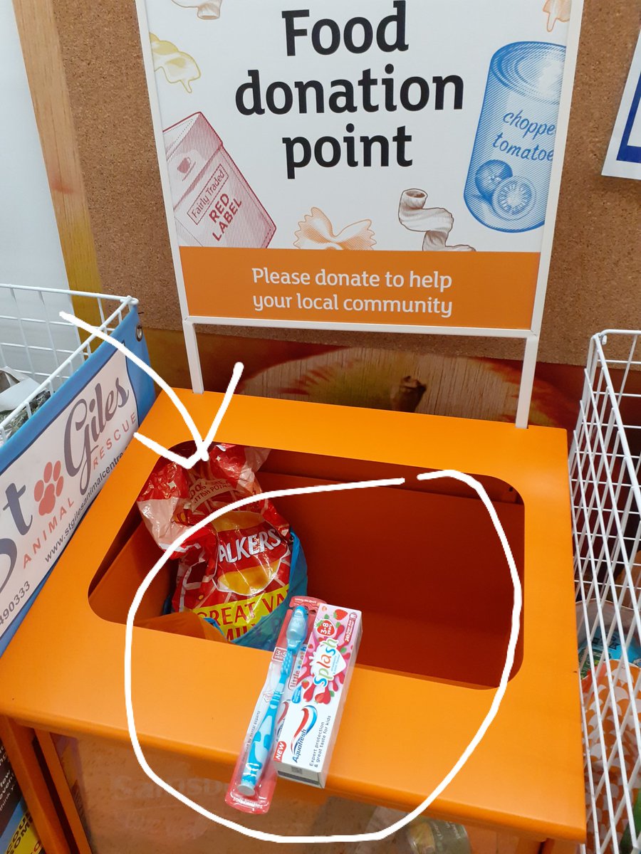 ektaylor102's tweet photo. £4 for an child toothbrush and toothpaste (that a child actually wants to use). There will be families that can't afford that so it was an pleasure to start discussions with Somerset food banks about oral health today. Thanks @sparksomerset for making this possible. https://t.co/jOihOg6lQn