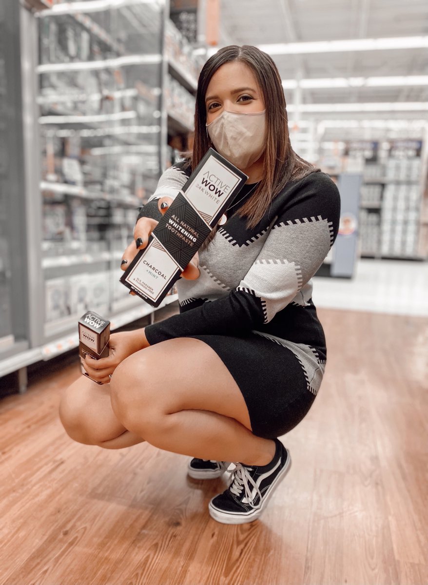realactivewow's tweet photo. @summerbral spotted us at @walmart! Are we on some shelves near you? If so, we'd love to know. Tag us if you see our Charcoal Toothpaste at #Walmart! 

#TeethWhitening #OralCare #RealSmiles https://t.co/1q5HSXM13M