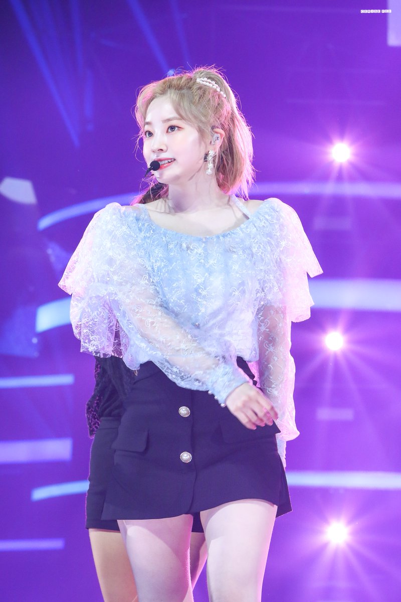 cerise_fee's tweet photo. TWICE 김다현 HQ🤍

♡
#AprilFoolsDay 

@JYPETWICE 
#트와이스 #김다현 #다현 #TWICE #DAHYUN https://t.co/ToI0Xs38rX