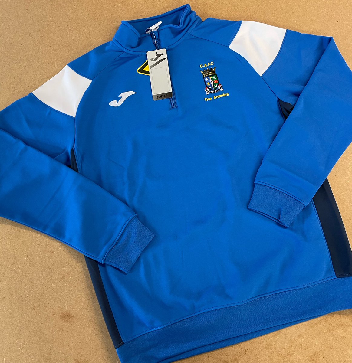 beuniformsWT's tweet photo. Some nice new Joma Crew III 1/4 zips for Coldstream Ammies 🔵⚪️
Sponsored by Premier - Keystore Coldstream
#coldstreamammies #coldstream #borderam #scottishborders #joma #jomafootball #premier @ColdstreamAmmie @JomaSportUK https://t.co/2EdWqbTee2