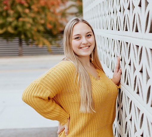 Bloom_CU's tweet image. Congratulations to the winners of @Bloom_CU's 2021 Scholarships:  Ryan Stanton, Jalyn Ferguson, Emily Crowley and Abigail Johnson!  You successfully powered through a challenging year.  Bright days lie ahead for this impressive group.  More info:  
 bloomcu.org/about-us/schol…