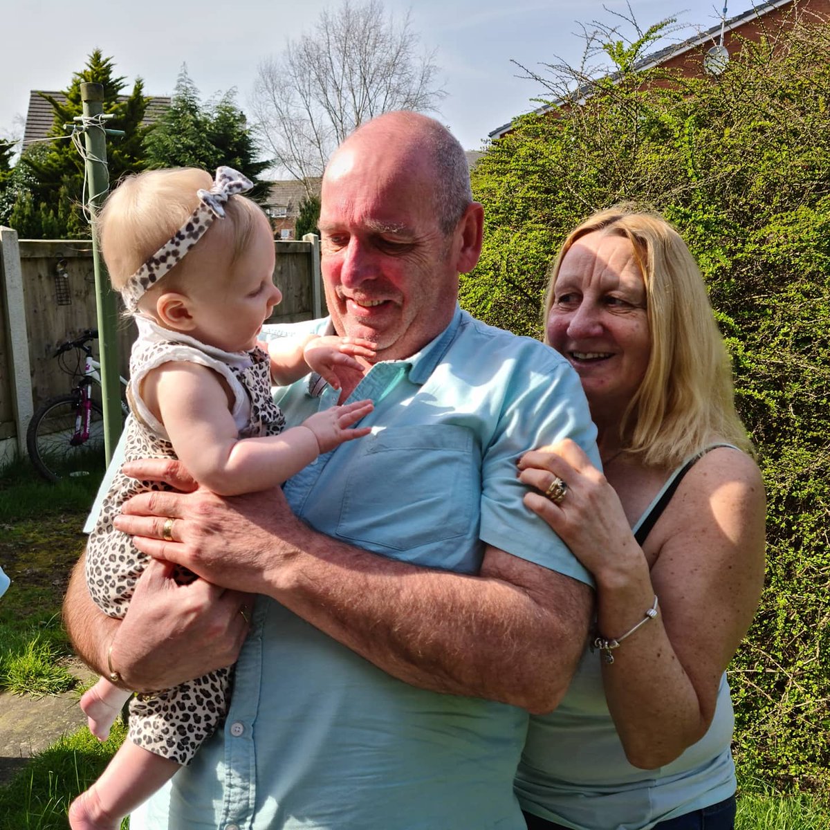 fjpatrick8690's tweet photo. Finally celebrating "Christmas" in the sun. First time seeing my mum and stepdad aka Nanny and Grandad Paul in over 4 months #familyiseverythin https://t.co/0c8UjQGVc4