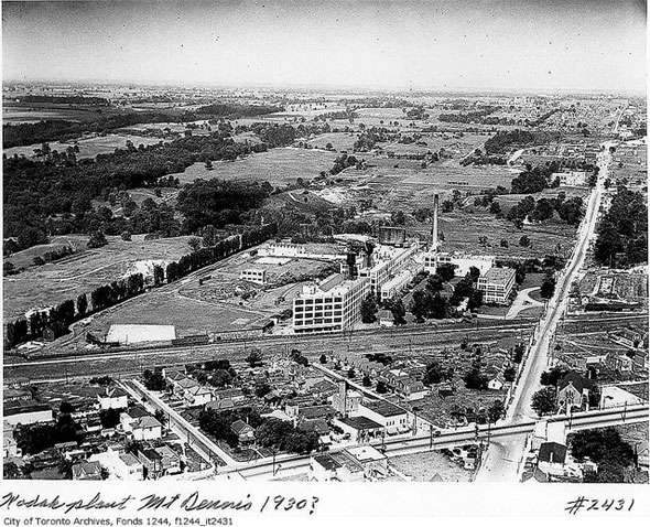 <a href="/CrosstownTO/">Crosstown</a> What a difference almost 90 years makes...