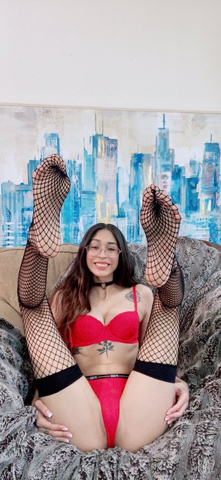 Hi Papi 😛  Come say hi back  #FOOTFETİSH  https://t.co/BMN1pXgr86 https://t.co/0m2wkMyVp9<a href="/tag/footfeti%CC%87sh"class="tags">#FOOTFETİSH</a>