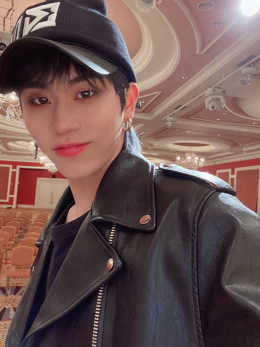 DKB Fancafe 🎢 on Twitter: “210331 gk The dice is cast🎲🎲🎲 [ #DKB #다크비 ]… “