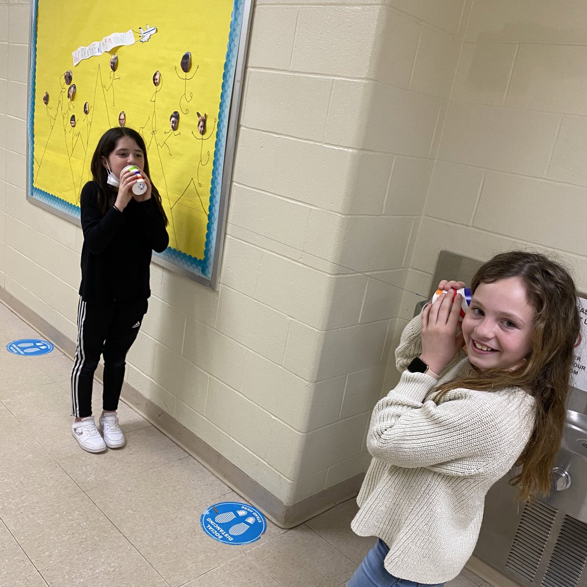 MrsHubschman's tweet photo. This week 4s worked with sound! They learned that sound is a vibration and experimented with different cups and string to see what helped the sound transmit the best. @gcs4mullen @TraKeilty https://t.co/BklIxoRcL8