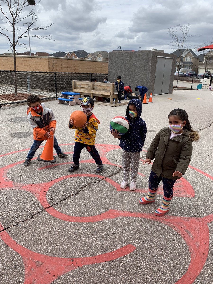 Kindergarten Rm 114 tweet media