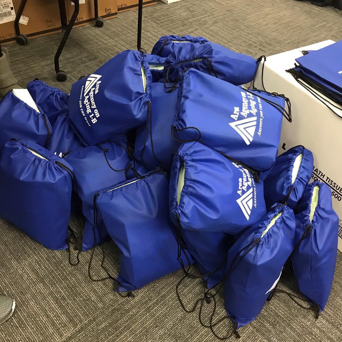 AAA1BResource's tweet photo. Our staff assembled 3000 senior personal care kits that have been distributed to older adults 60 and over in SE Michigan!
If you need resources call 800-852-7795 or go to https://t.co/i8IdiFJpeh
#aaa1b #seniorsupport #personalcarekits #covid_19 #aaa1binthecommunity https://t.co/eSSG2SkV67