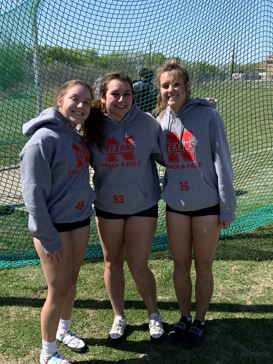 Great job ladies!!! Star Kicinski-1st, Renee Parker-2nd, Cadence Kincoln-4th in the discus. All 3 moving on to area!