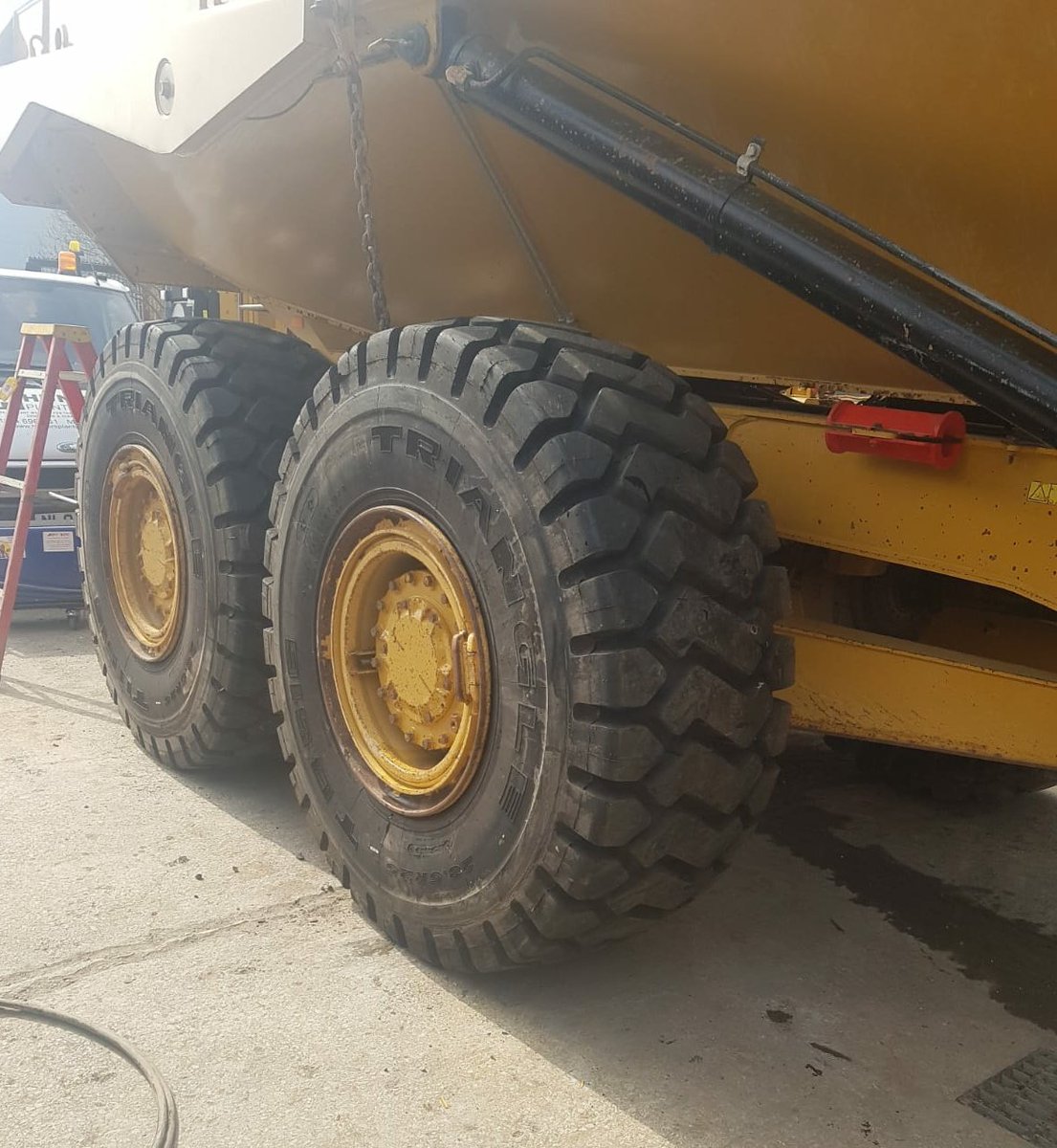 C&S Tyres uk ltd tweet media