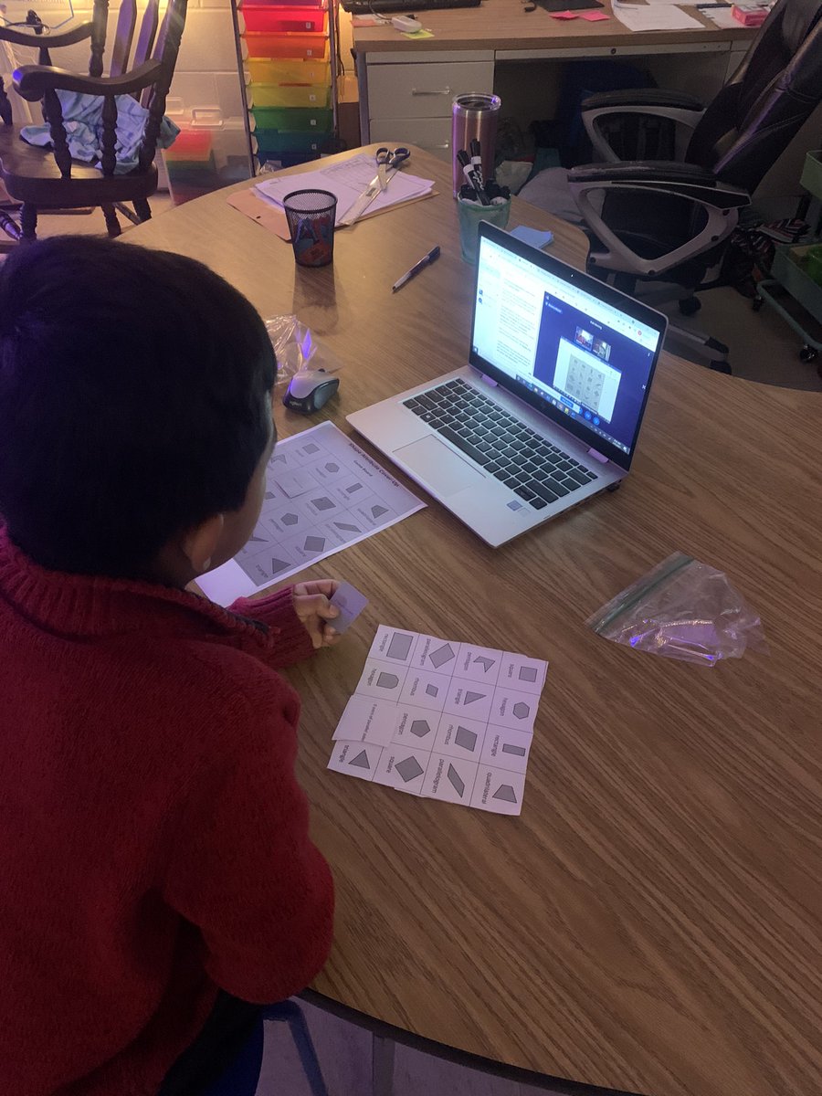 Who says you can’t play bingo from home? These kids continue to amaze me with their flexibility! 💛
