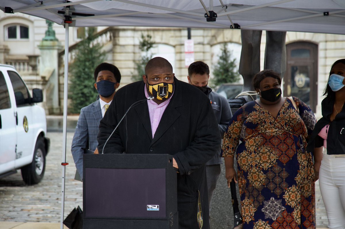 MayorBMScott's tweet photo. Today, in honor of #TransDayOfVisibility, I stood with @BaltimoreHaven, @itsjabarii and Baltimore's trans community and allies. While we have much work to do, my administration is committed to supporting transgender Baltimoreans and addressing the needs of this community. https://t.co/s8DzqyTAmX