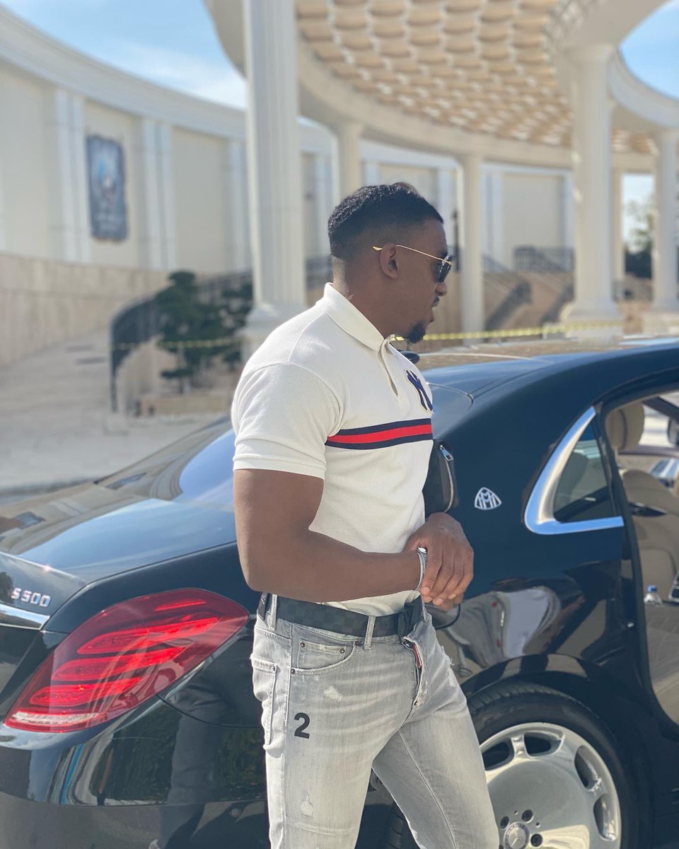 TheBugzyMalone's tweet photo. Kill them with success and bury them with a smile... https://t.co/PuKyBdqjv6