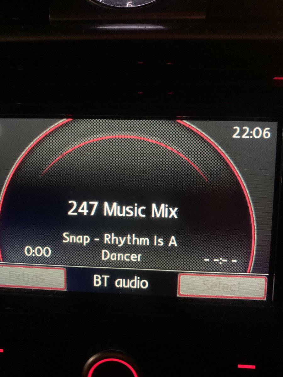 247Mix's tweet photo. Broadcasting to cars everywhere! #247MusicMix https://t.co/eOFW8wy6CO