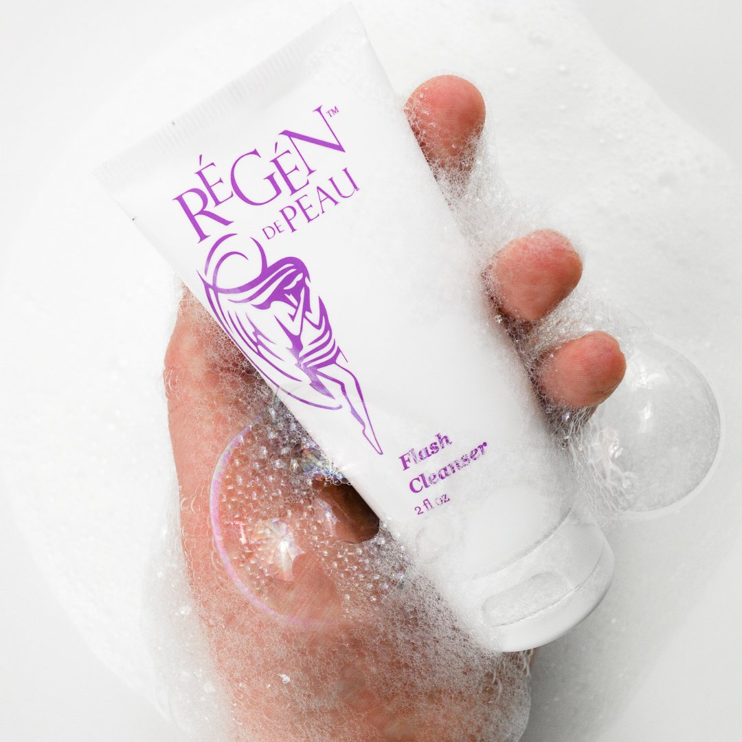 regendepeau's tweet photo. Rich and luxurious to the touch, our soap-free, foaming cleanser works on all skin types. 

Get it here: https://t.co/rV40kYcy2H 

#regendepeau #cleanser #skincare https://t.co/HkLSmGw56X