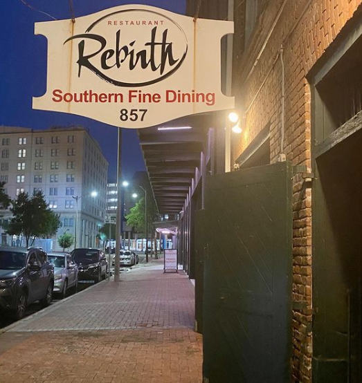 We take pride in making you feel at home, even when that means bringing Restaurant Rebirth to you ✨🏡 Order online any time 👉 1l.ink/CMGFX8X
.
Reserve your table 👉 1l.ink/JVBNQ3R 
.
.
.
#restaurantrebirth #neworleans #southerneats #onlineordering