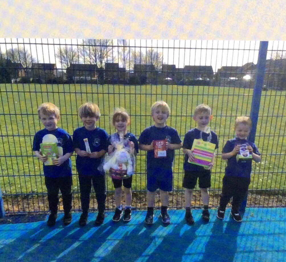 ali_winchelsea's tweet photo. And not forgetting our lucky raffle winners π
Have a wonderful Easter Sparklies! Thank you for being super stars π Thank you parents for all your support π Enjoy the break! #fullofbeans #getthemrunning πββοΈ πββοΈ https://t.co/gi8a6lP9MQ