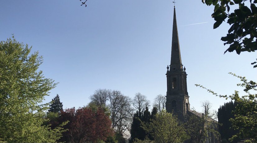 Easter Sunday ✝️6am Dawn Service (outside) Holy Communion and 11am Holy Communion service (To book your place  holytrinityredditch.org.uk/services/)