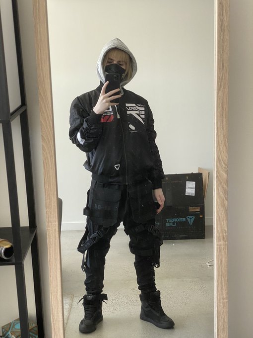 absolutely drippin https://t.co/eyU3TolcPG