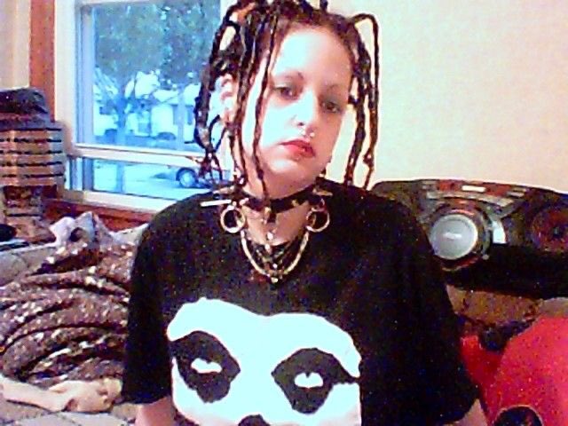 ✞ (@darkpoisonz) on Twitter photo 