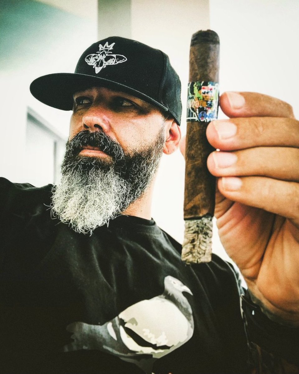 MichaelsEuless's tweet photo. BLK WKS x DISSIDENT EVENT
w/ James Brown &amp; Ben Holt
Saturday, April 3rd 2-6pm
Michaels Tobacco of Keller https://t.co/i4YjNusWmc