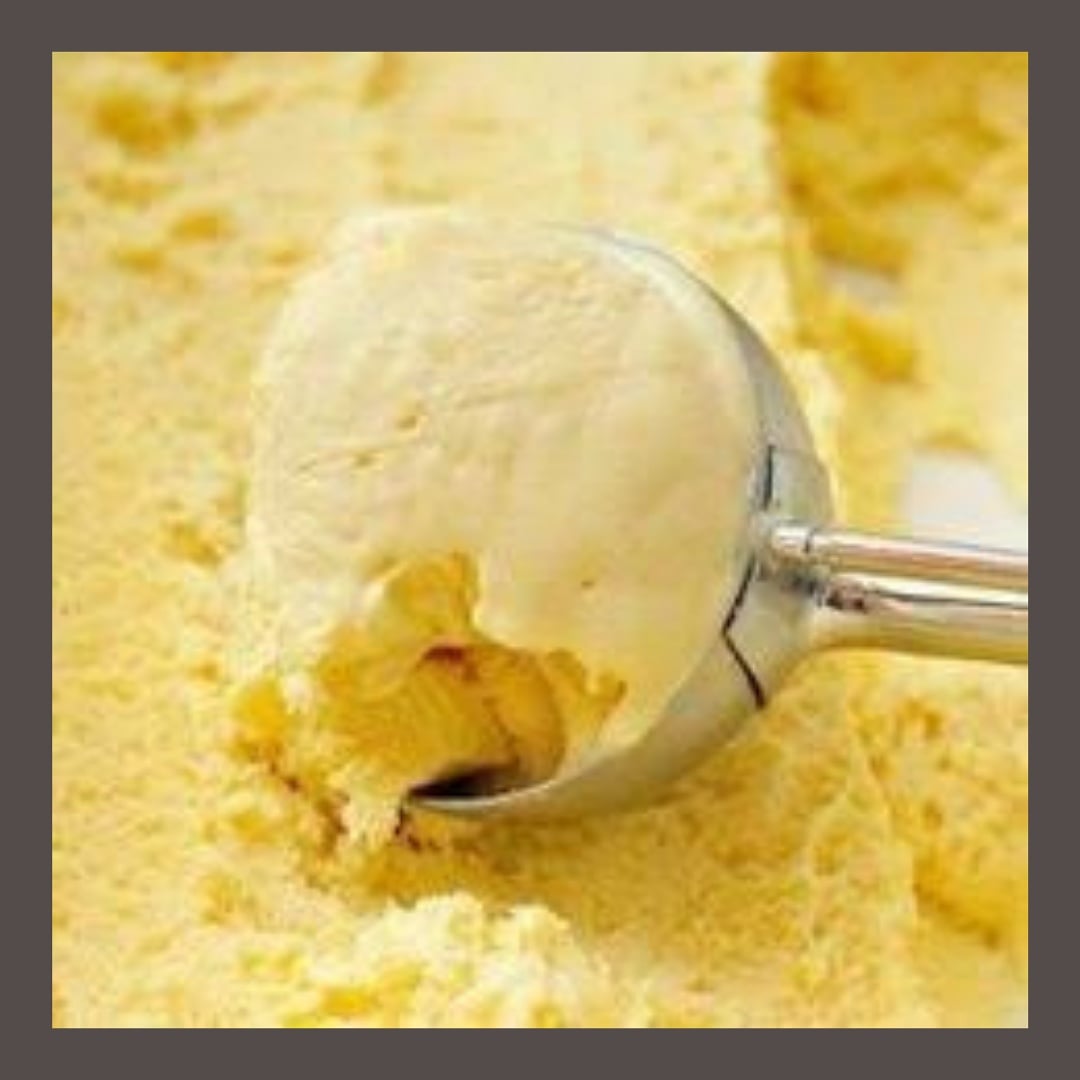 Мороженое. Мороженое лимонный сорбет. Желтое мороженное. Жёлтый крем. Мороженое лимонное.