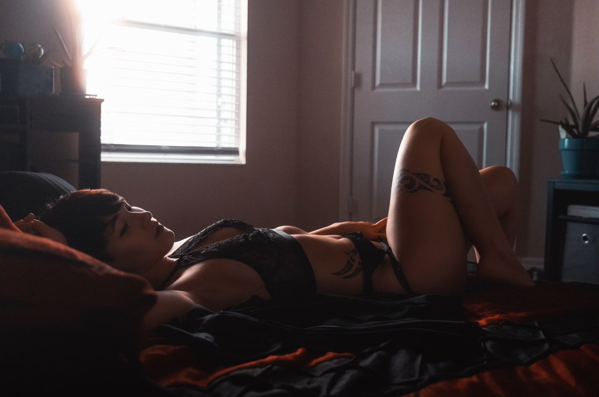 TheSaturnine97's tweet photo. A few snippets from the lastest shoot. ❤️ Thank you to TevShoots on Instagram! https://t.co/LukvGV9ZFm