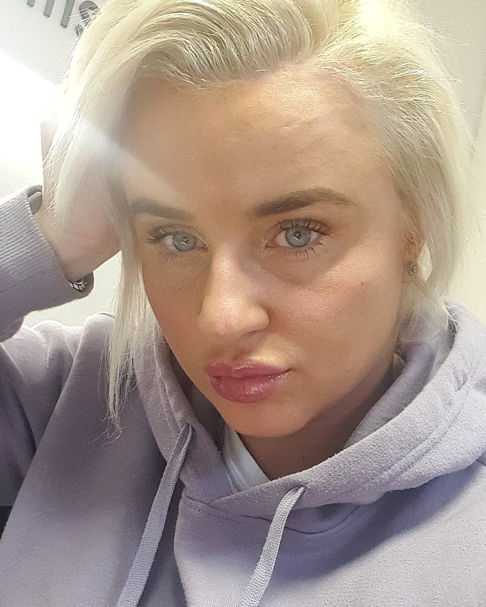 NmCax (@nicolam992) on Twitter photo 