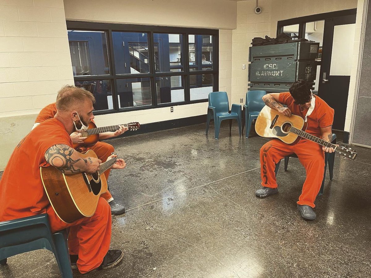 billydawson1's tweet photo. A huge thank you @giveinstruments for the guitars for the @BeatofLife_Nash inmate songwriting rehab program!
.
.
.
#billydawsonmusic #instrumentsofjoy #thebeatoflife #prison #songwriting https://t.co/XOhv6fgCfO