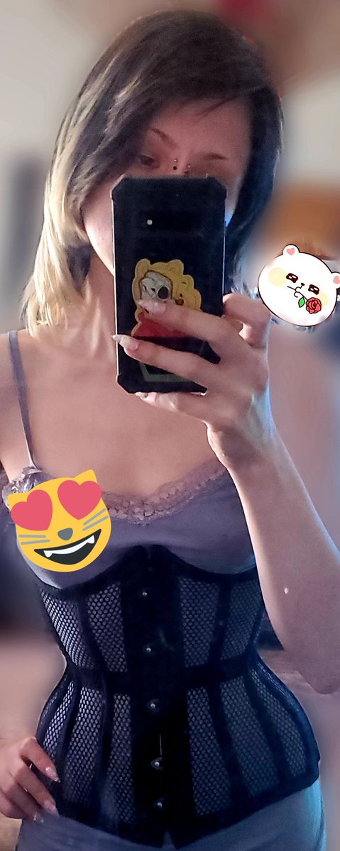the_CosmicKing's tweet photo. Soon, I'll be unstoppable ~
#cosplayer #NonBinary #corset #mua #corsetting #piercings #pierced #orchardcorset @orchardcorset https://t.co/x6mBCXUXuf