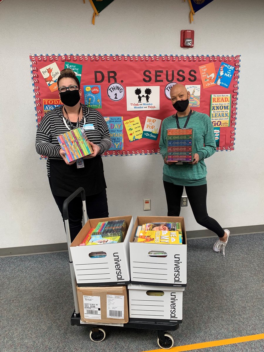 daisy_OCUW's tweet photo. Today, we dropped off 206 brand NEW books to @ksesbonsai in San Juan Capistrano, CA to expand their school library. https://t.co/wQm5FlqmXS