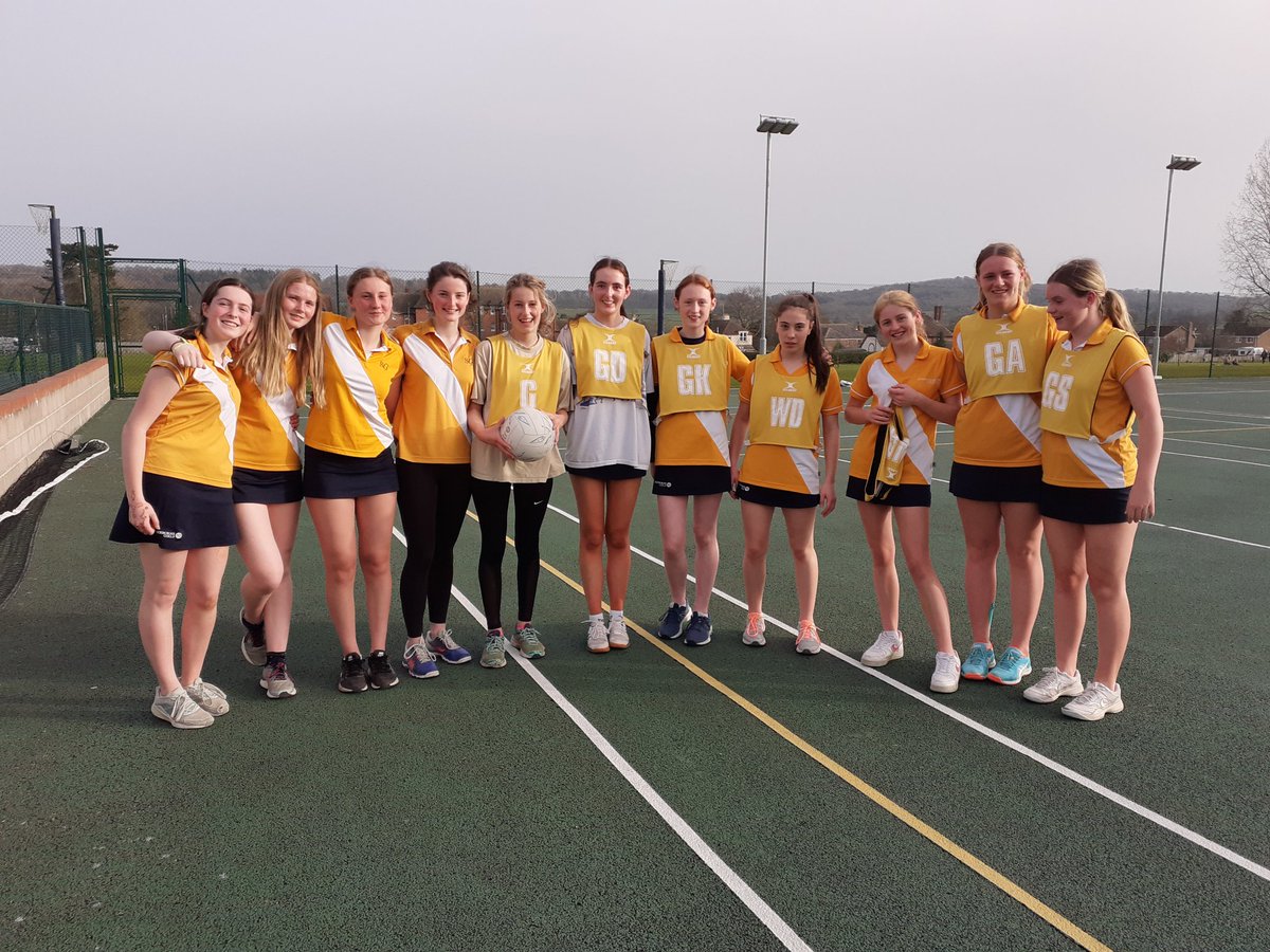SO happy to have the mighty yellows all back together again this evening for supper after a top afternoon of house sport, giving us a taste of what is to come after Easter! #mellowyellows #loveWD