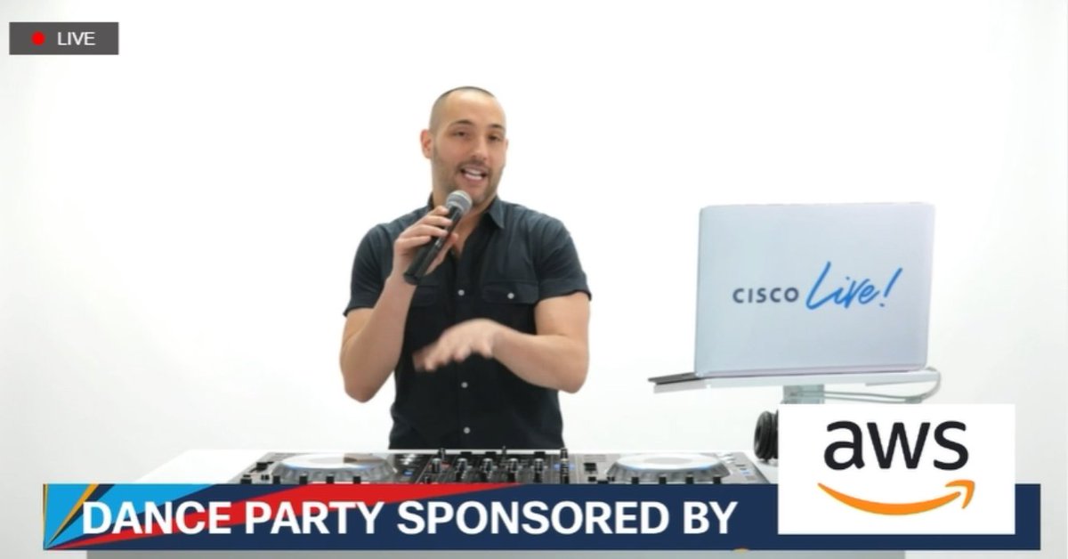 Mike Oldham tweet media