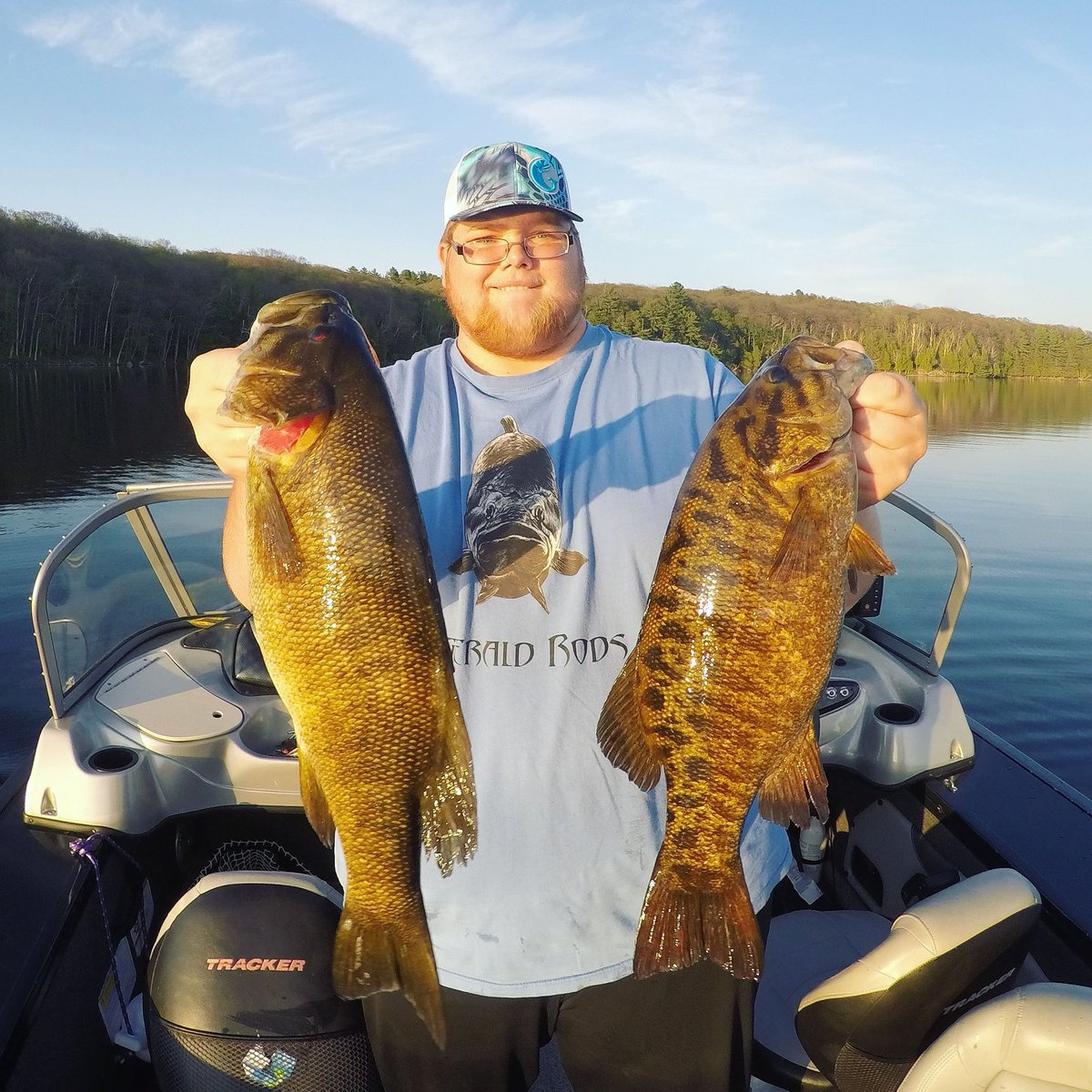 BigShaneW's tweet photo. Smallies!!!!🤗
#fitzgeraldfishing #fitzgeraldrods #notjustanotherrod #yumbaits #bassfishingnation #bassfishing #fishing #bigsmallmouthdreams #tacticalbassin #fishingisdope #gopro #bigbassdreams https://t.co/b9bmeHLUaP