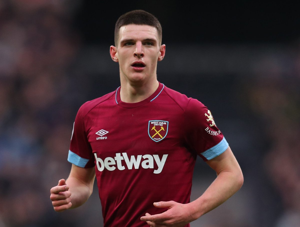 AcademyHammers's tweet photo. Declan Rice has improved so much since his debut against Burnley in many areas. 

But without doubt the biggest improvement he has made is to his haircut! https://t.co/INXEs750yG