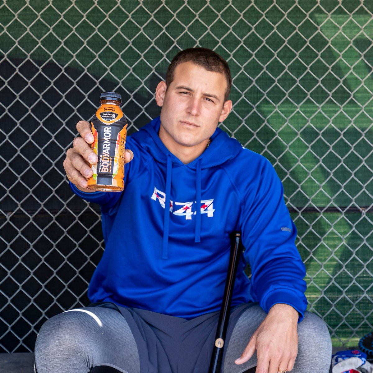ARizzo44's tweet photo. Who else is ready for some baseball?!  Hydrating with @DrinkBODYARMOR all season long #TeamBODYARMOR https://t.co/0vRjmtr8E5