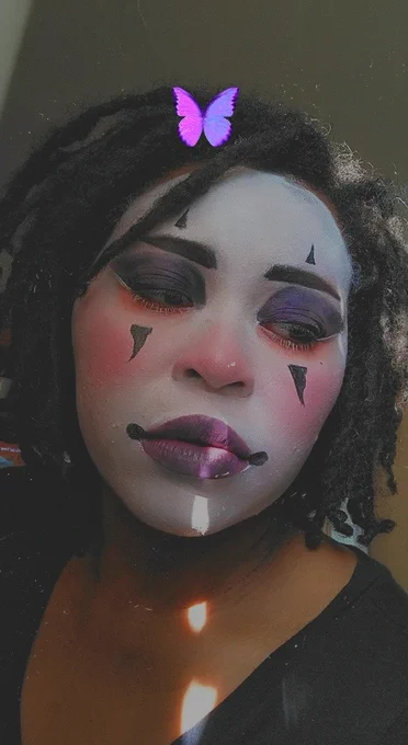 happy #TransDayOfVisibility ! im kae/knives and my gender is imperceptible to all but dogs and small children (https://t.co/fJe4BsRMhw if anybody's feelin generous <3) 