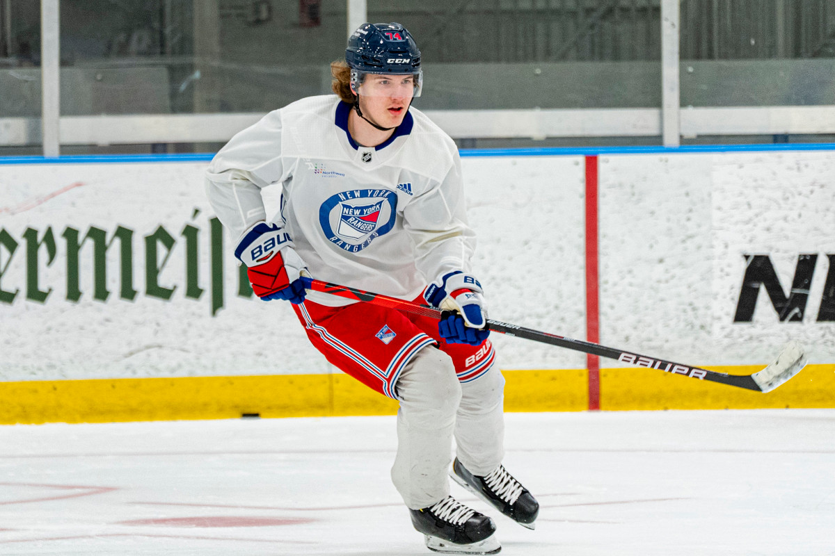 Vitali Kravtsov complicates Rangers' already tough balancing act