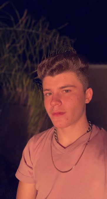 Watch Silas Brooks's leaked NSFW photo on TwXstars