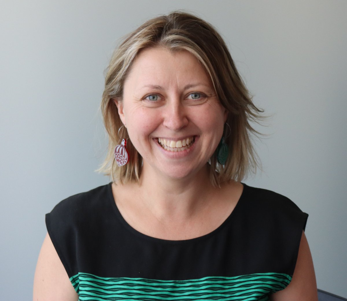 Catherine Walsh joined the <a href="/AusAirForce/">Royal Australian Air Force</a> nearly 25 years ago at just 16, beginning her career as an intelligence officer. Catherine is currently the Director of <a href="/Veterans_SA/">Veterans SA</a> where she continues to work for the community. Read her story: dva.gov.au/newsroom/meet-… #TYFYS #OurVeterans