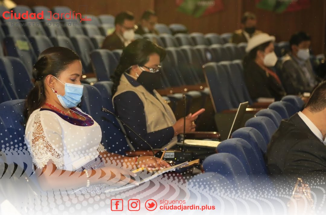 ciudadjardinpls's tweet photo. #NOTICIA 📢

Ediles conocieron socialización del PUGS 2033 y la Zona Naranja en Ficoa.

https://t.co/8D8pR1sk6n

#Ambato #CiudadJardínPlus
#Tungurahua #Ecuador https://t.co/J3yhPukJjZ