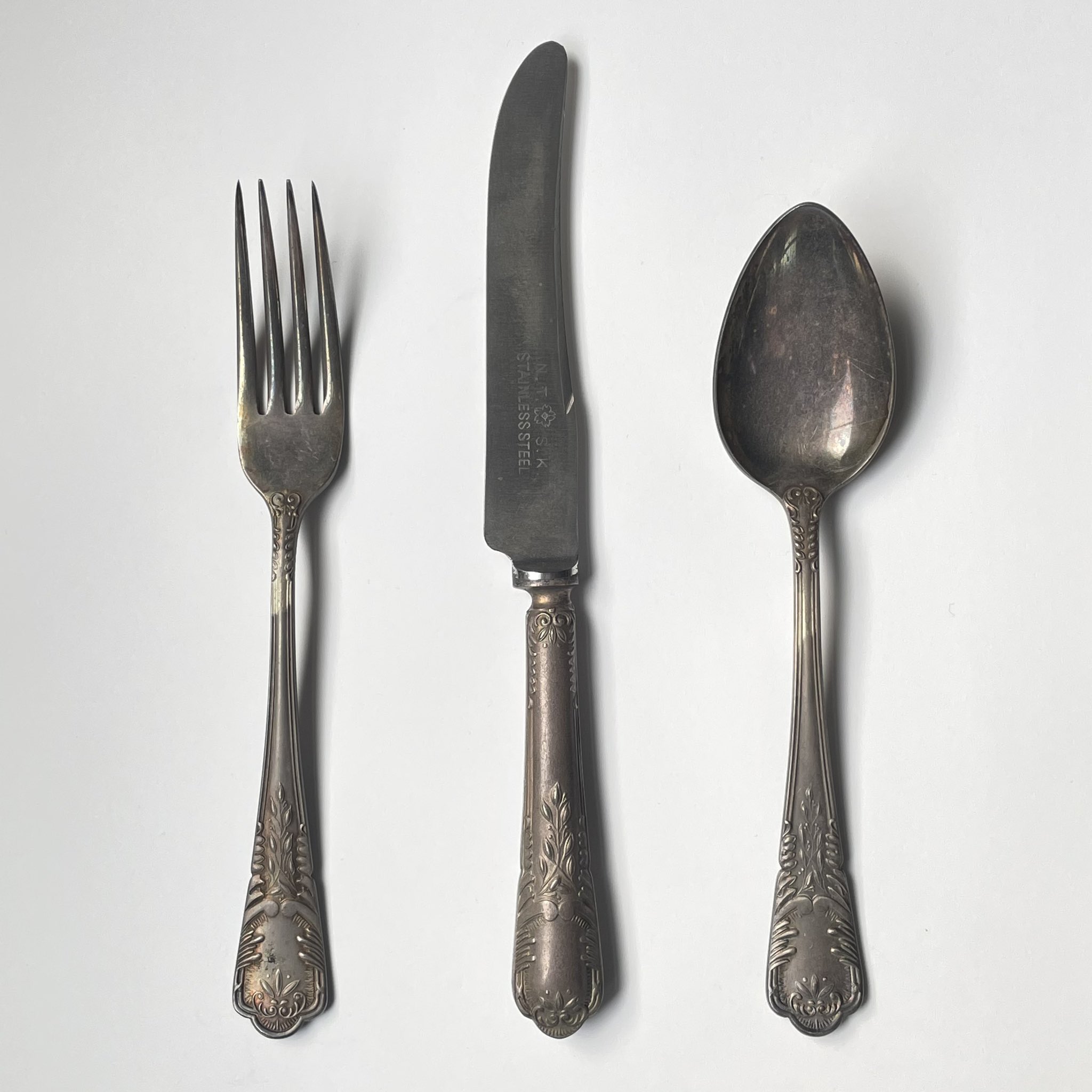 新潟 燕物産 桜日本印ステンレス カトラリーセット合計34本 未使用 ...