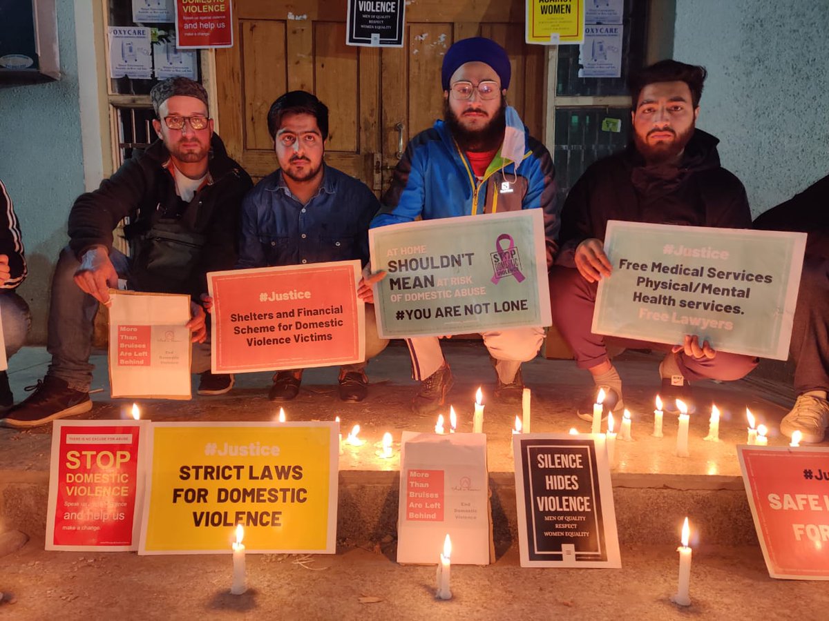 Mir_aftab__'s tweet photo. Mattan domestic violence
We demand 
fast track court 
Free medical &amp; legal aid 
#socialwork #Kashmir https://t.co/mXe1NQ5Uav