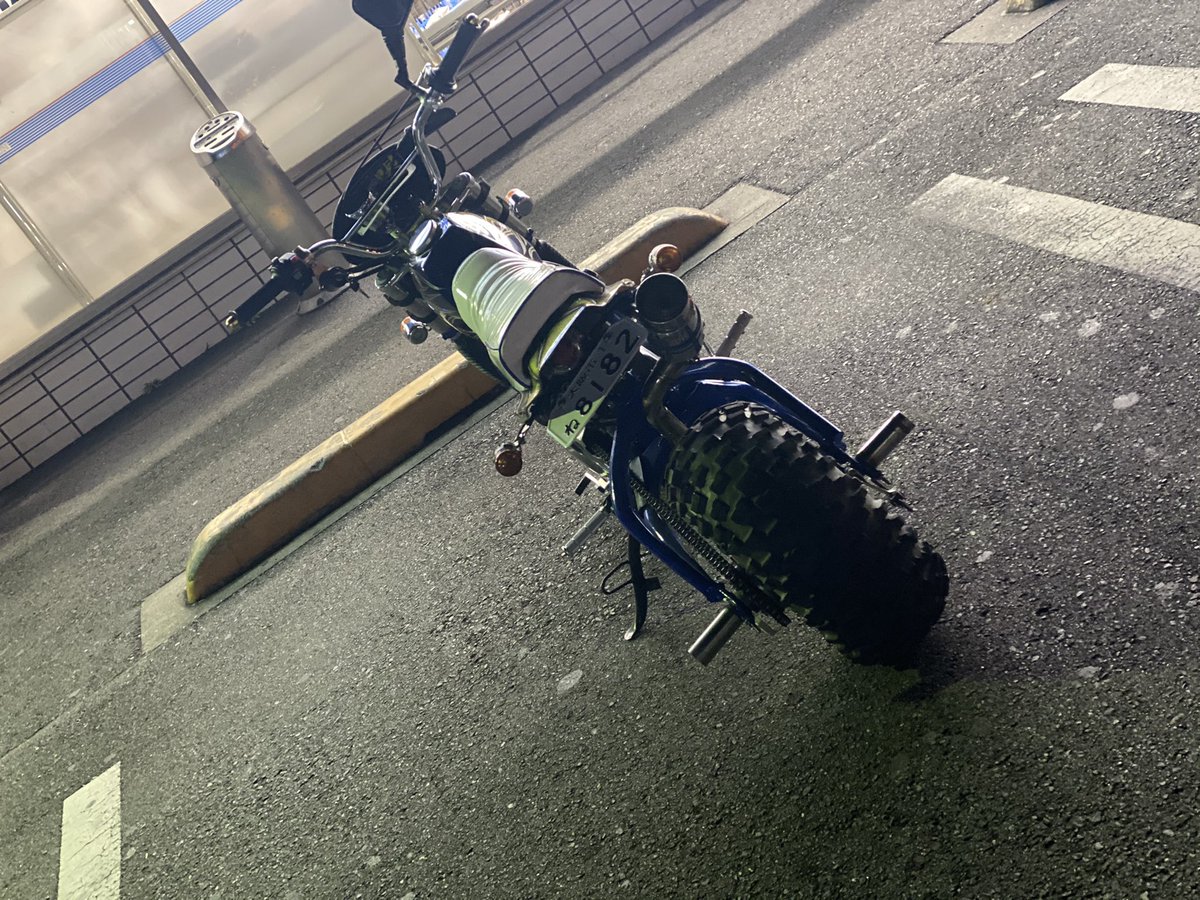 s15tapioka's tweet photo. 誰か買いませんか。ヘルメット付き
なんかあれば質問はdmで
#バイク売ります https://t.co/Z4SydP87j2