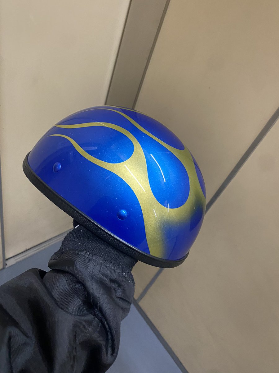 s15tapioka's tweet photo. 誰か買いませんか。ヘルメット付き
なんかあれば質問はdmで
#バイク売ります https://t.co/Z4SydP87j2