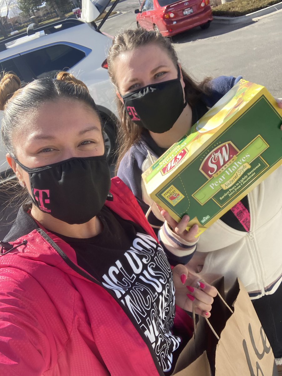 caseyramirez85's tweet photo. Meridian’s APAN hosted our 1st ever #marchforhunger canned food drive! In a WFH environment we collected over 2000 items for @BoiseRescue to help feed families across the Treasure Valley!! 🏰 #208TmoCares #DiversityandInclusion #208bptw @TheJasonLee1 https://t.co/87uK80f2hD